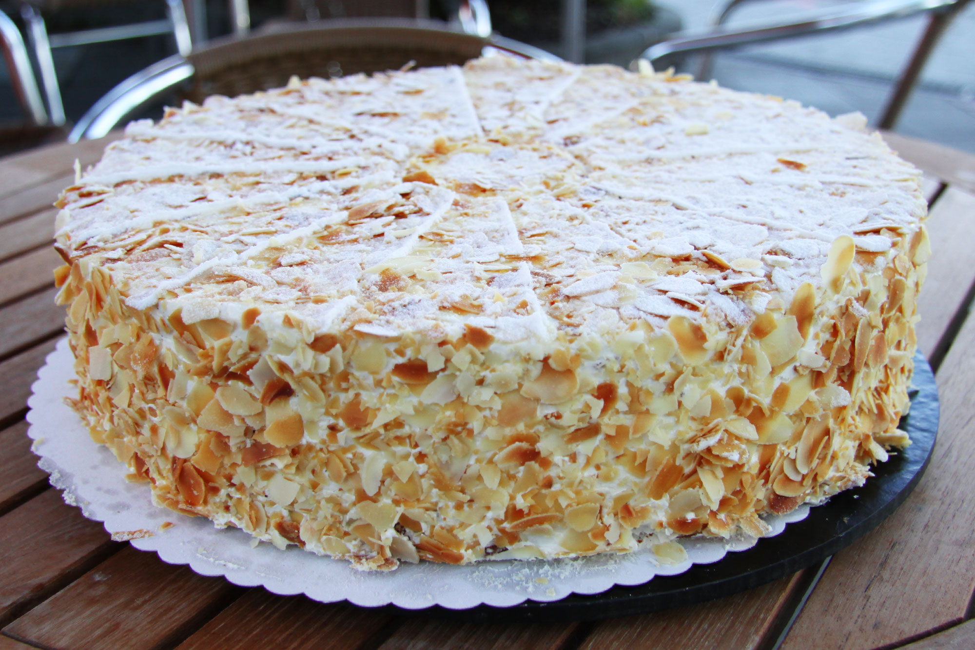 Bäckerei Zöttl – Spanische Vanilletorte