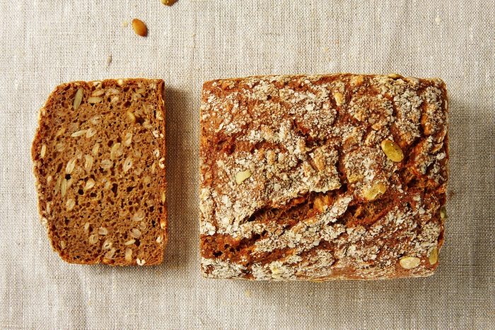 Bäckerei Zöttl – Vollkorn-Emmer-Dinkel Brot